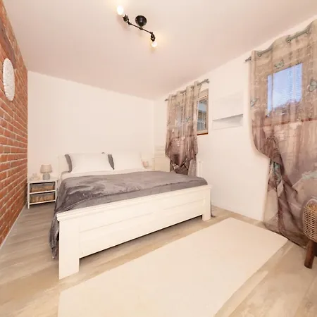 Casa Mia - Zara Apartment *
