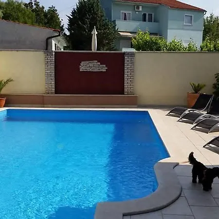 Casa Mia - Zara アパート *