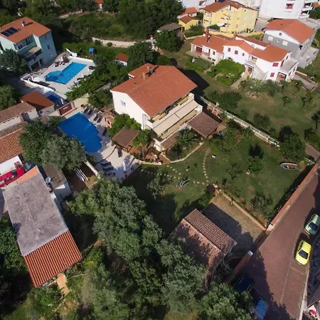 Casa Mia - Zara アパート