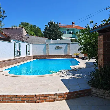 Casa Mia - Zara アパート *